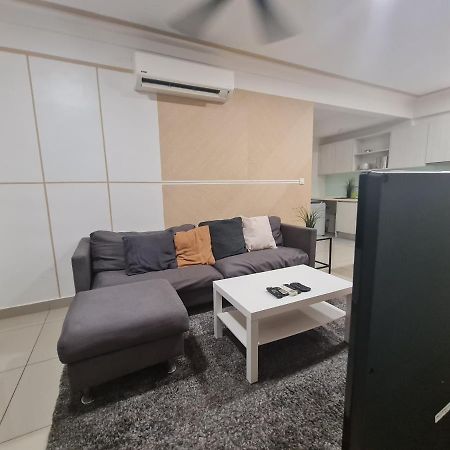 Lovely 3-Bedroom Serviced Apartment @ Cyberjaya Exteriér fotografie