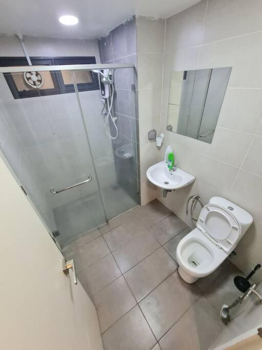 Lovely 3-Bedroom Serviced Apartment @ Cyberjaya Exteriér fotografie