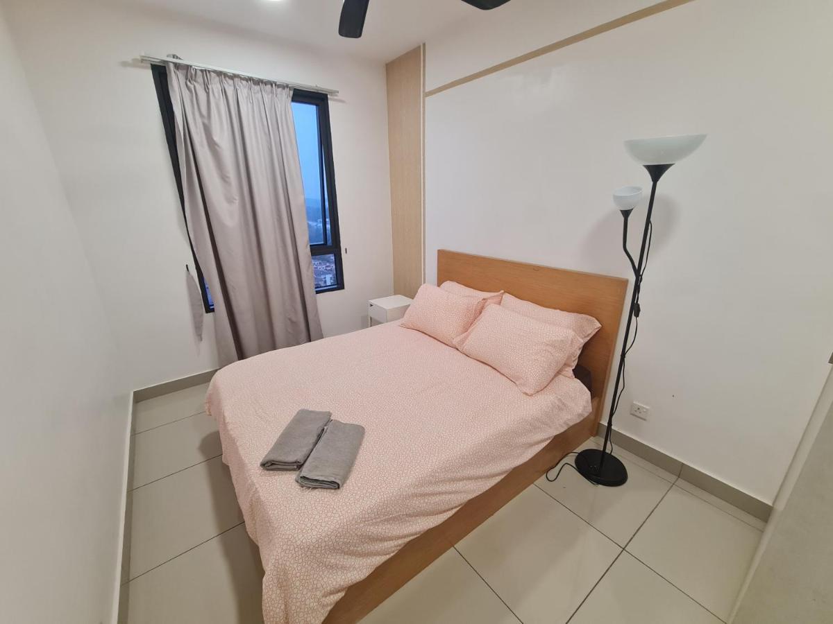 Lovely 3-Bedroom Serviced Apartment @ Cyberjaya Exteriér fotografie